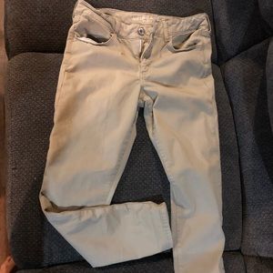 AE khaki colored jeggings